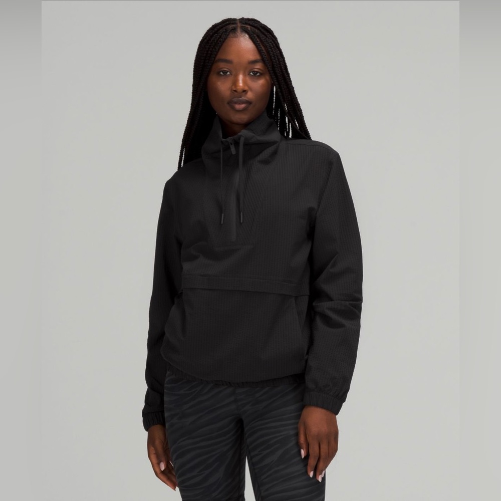 Like New Lululemon Pack Light Pullover